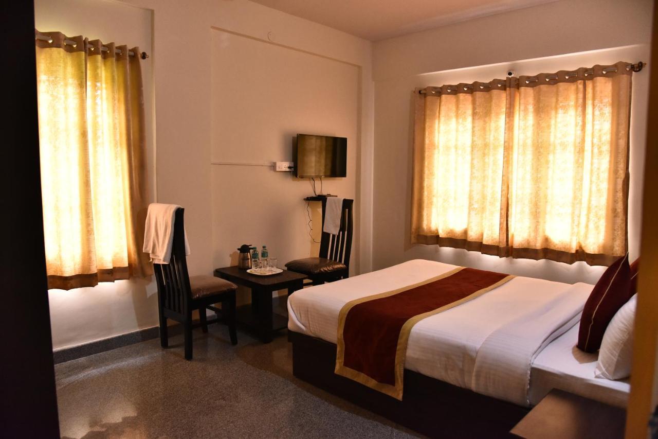 העיר בנגלור The Banjaara Suites מראה חיצוני תמונה