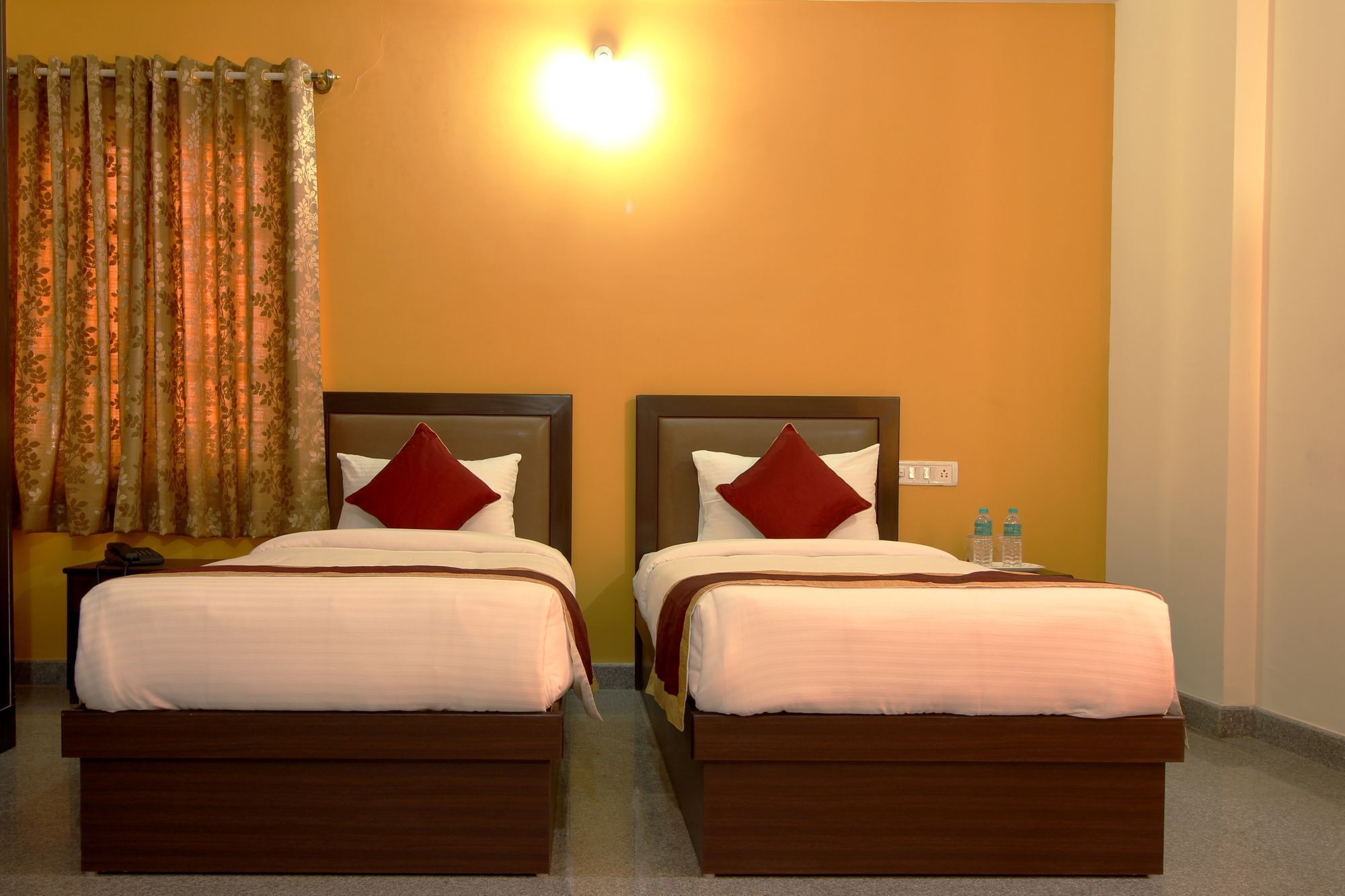 העיר בנגלור The Banjaara Suites מראה חיצוני תמונה