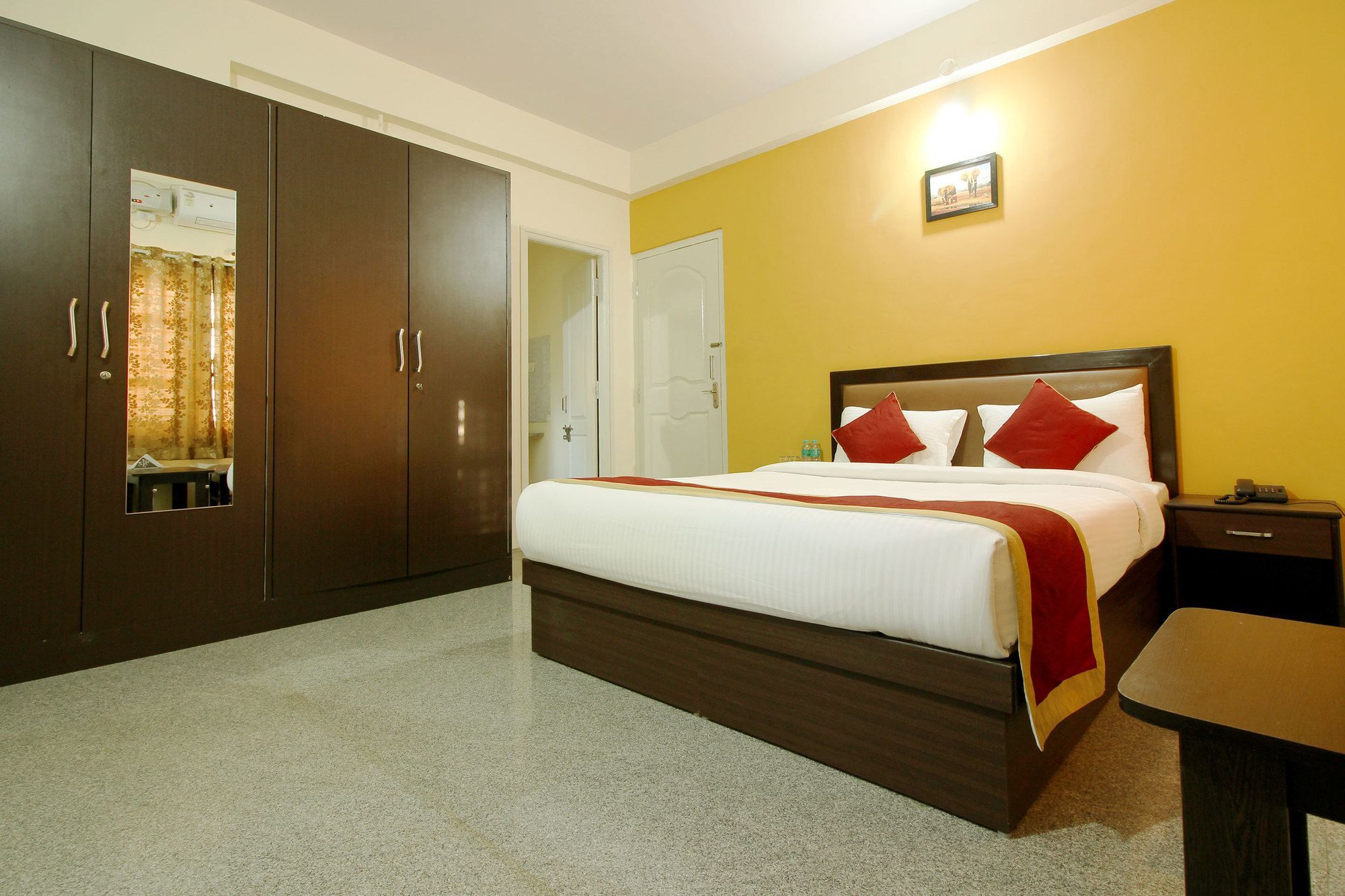 העיר בנגלור The Banjaara Suites מראה חיצוני תמונה