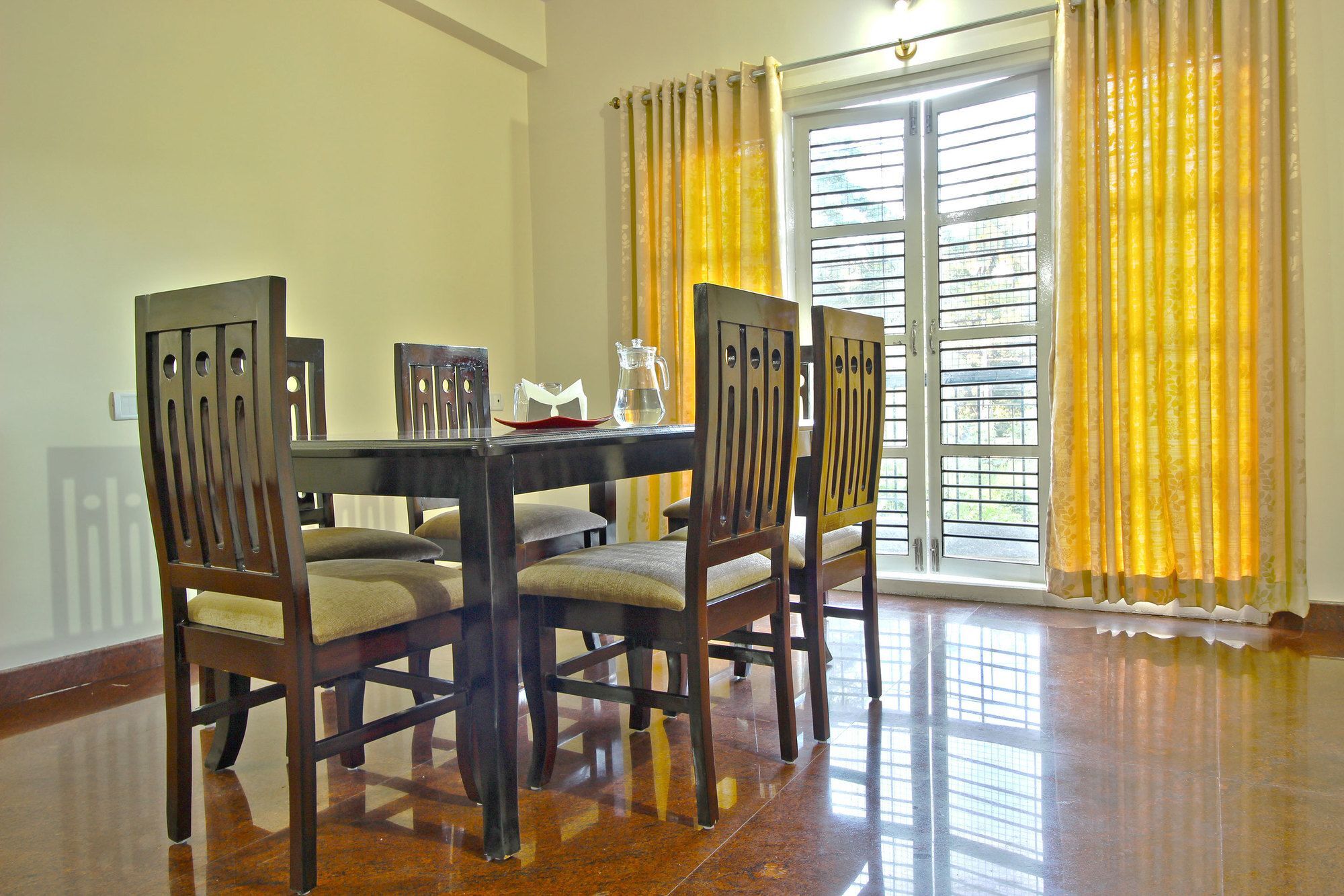 העיר בנגלור The Banjaara Suites מראה חיצוני תמונה